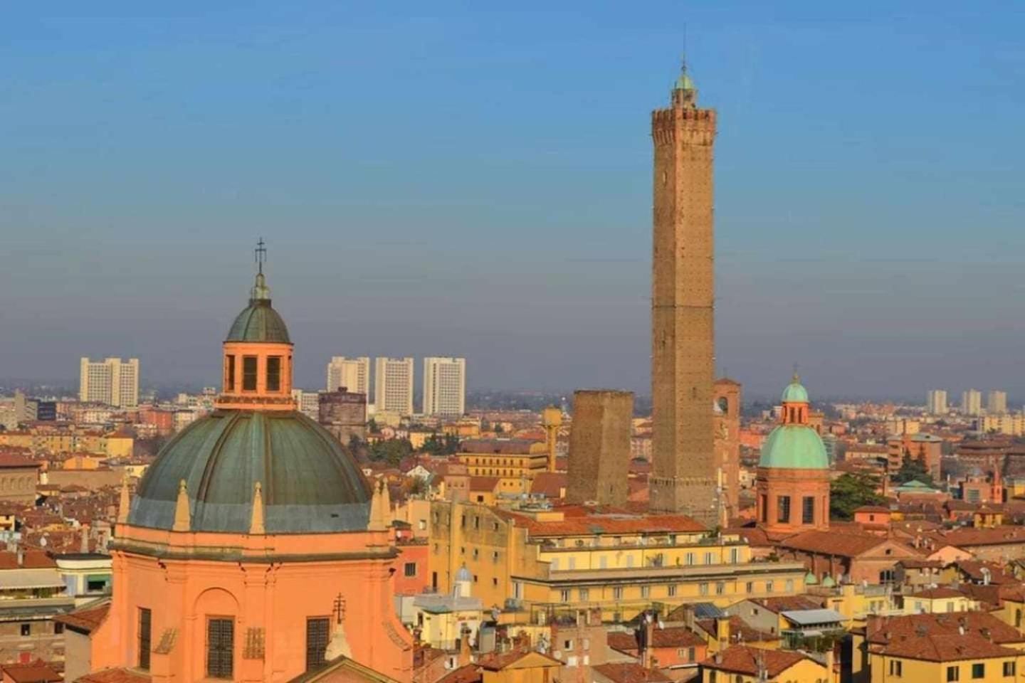 Suite La Montagnola Park 200M Stazione Centrale Bologna Eksteriør bilde