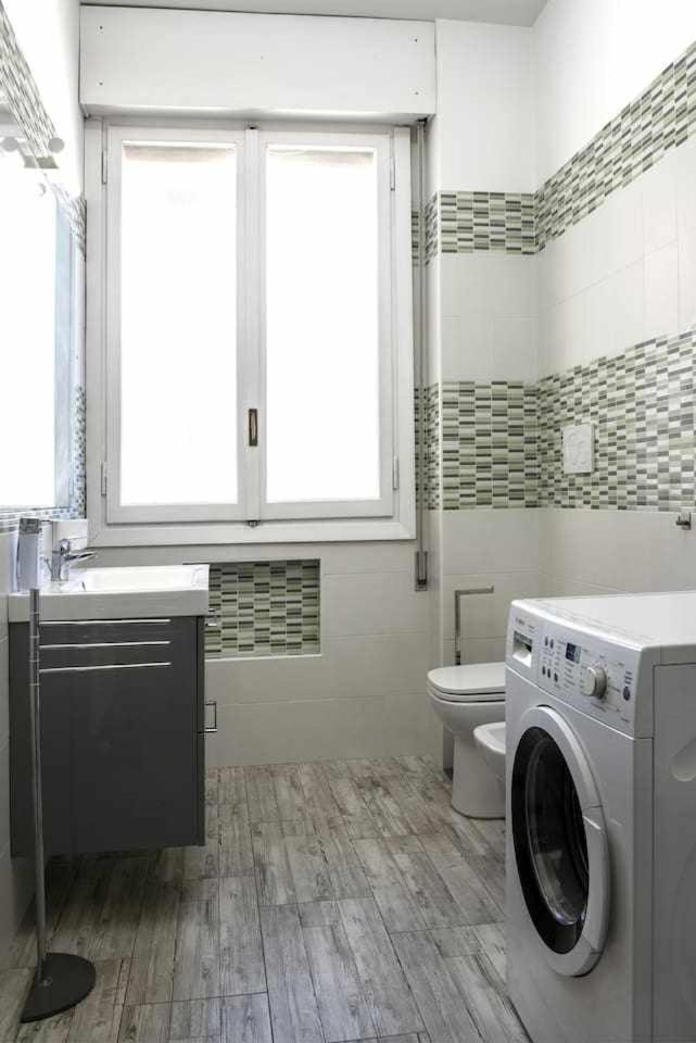 Suite La Montagnola Park 200M Stazione Centrale Bologna Eksteriør bilde